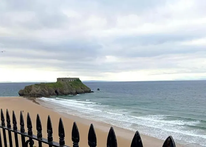 Ship Cottage Tenby Beach 50M